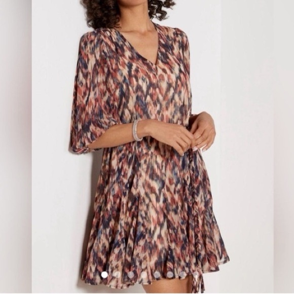 Evereve Flowy Printed Dress - infinityhomeware.co.za